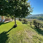 Detached With Games Room, Pool, And Panoramic Views In San Damiano
