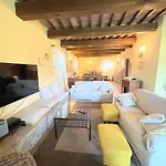 Villa Detached With Games Room, Pool, And Panoramic Views In San Damiano Petroro
