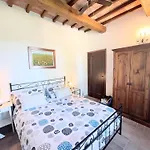 Villa Detached With Games Room, Pool, And Panoramic Views In San Damiano