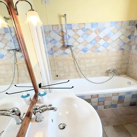 Large - Sleeps 10 - Pool - Pergola - Playground For Children - Wifi Petroro