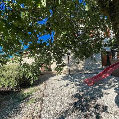 Villa Large - Sleeps 10 - Pool - Pergola - Playground For Children - Wifi *