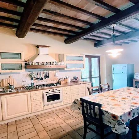 Large - Sleeps 10 - Pool - Pergola - Playground For Children - Wifi *