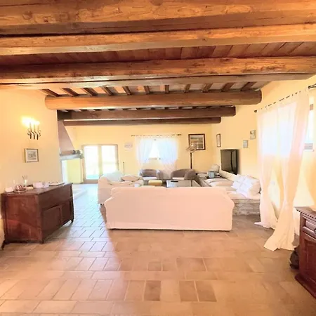 Large - Sleeps 10 - Pool - Pergola - Playground For Children - Wifi Petroro