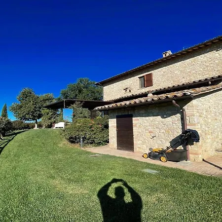 Large - Sleeps 10 - Pool - Pergola - Playground For Children - Wifi * Petroro