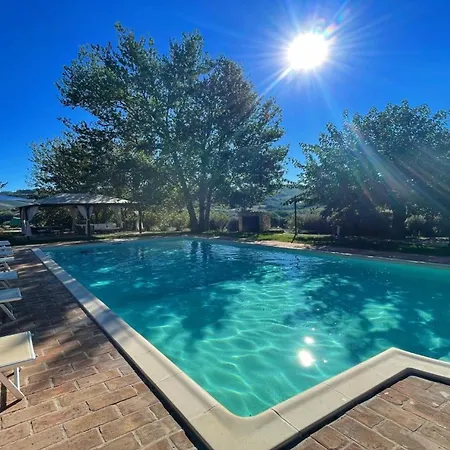 Villa Large - Sleeps 10 - Pool - Pergola - Playground For Children - Wifi Petroro