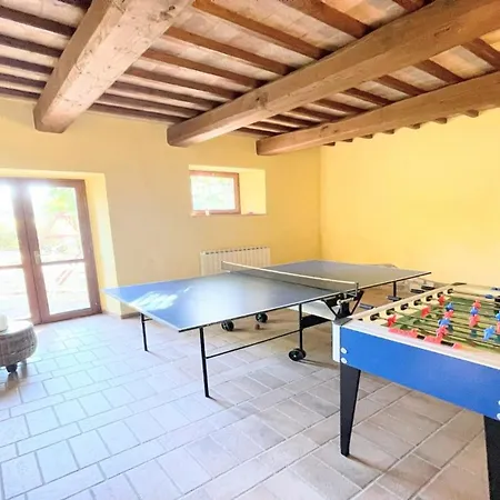 Villa Large - Sleeps 10 - Pool - Pergola - Playground For Children - Wifi Petroro