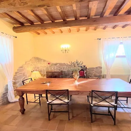 Large - Sleeps 10 - Pool - Pergola - Playground For Children - Wifi * Petroro