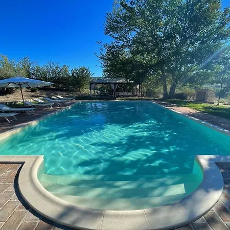 Large - Sleeps 10 - Pool - Pergola - Playground For Children - Wifi