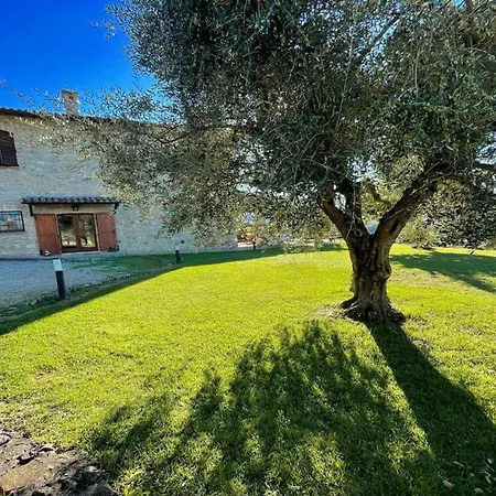 Villa Large - Sleeps 10 - Pool - Pergola - Playground For Children - Wifi