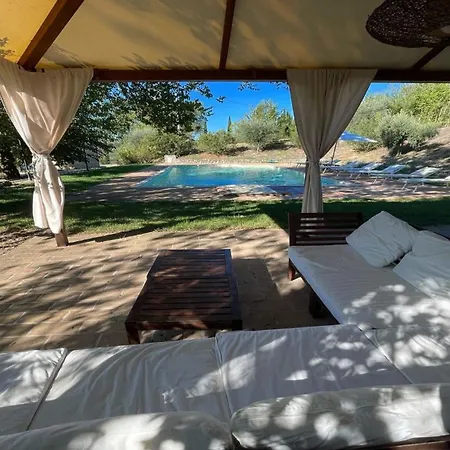 Large - Sleeps 10 - Pool - Pergola - Playground For Children - Wifi *