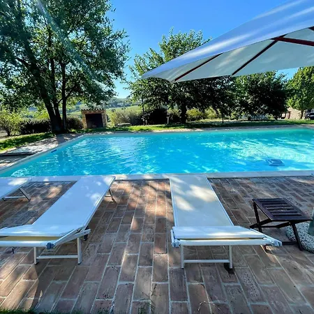 Detached With Games Room, Pool, And Panoramic Views In San Damiano Petroro