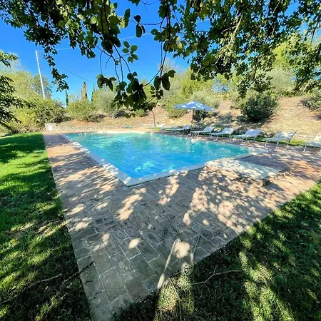 וילה Detached With Games Room, Pool, And Panoramic Views In San Damiano *
