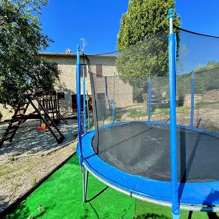 Detached With Games Room, Pool, And Panoramic Views In San Damiano *