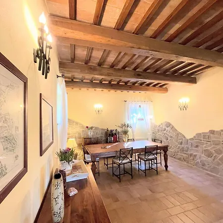 Villa Detached With Games Room, Pool, And Panoramic Views In San Damiano Petroro