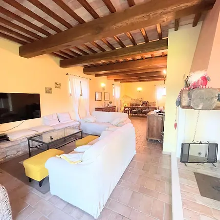 Detached With Games Room, Pool, And Panoramic Views In San Damiano Petroro
