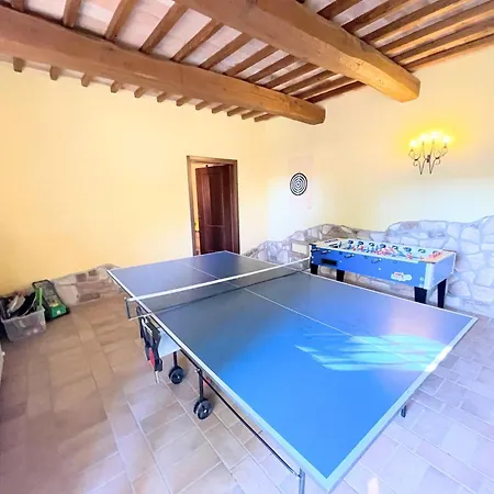 Detached With Games Room, Pool, And Panoramic Views In San Damiano Petroro