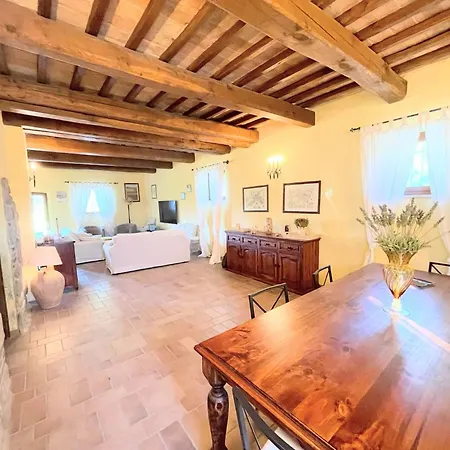 Villa Detached With Games Room, Pool, And Panoramic Views In San Damiano Petroro